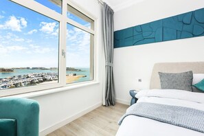 1 bedroom, iron/ironing board, travel crib, WiFi - FIRST CLASS | 1BR | Chic Luxury Living (Dubai Hills Estate)