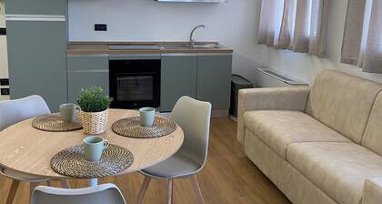 The little house in the park