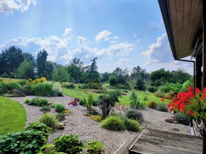 Property grounds - Country cottage (Linards)