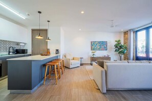 TV, offices