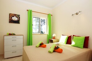 16 개의 침실, 유아용 침대, 침대 시트