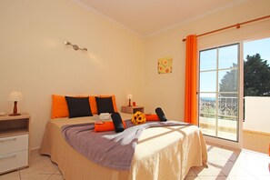 16 bedrooms, cots/infant beds, bed sheets - Villa Bella Vista (Albufeira)