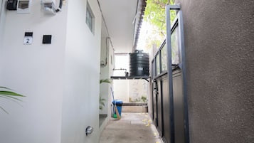 Blackout curtains, free WiFi, bed sheets