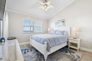 2 chambres, fer et planche à repasser, accès au Wi-Fi (inclus)