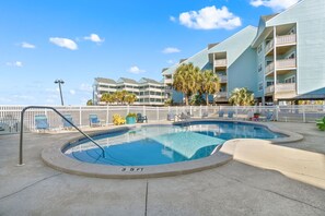 Pool - Waterfront Condo on Santa Rosa Sound | Walk to Gulf (Pensacola)
