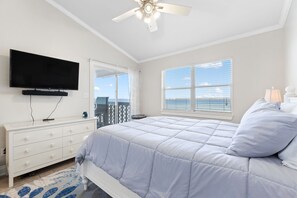 2 bedrooms, iron/ironing board, free WiFi, bed sheets - Waterfront Condo on Santa Rosa Sound | Walk to Gulf (Pensacola)
