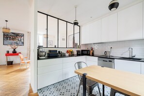 Fridge, microwave, dishwasher, toaster