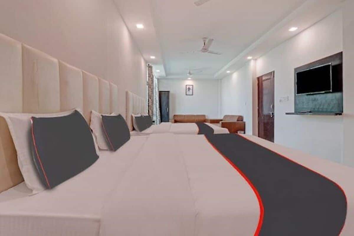 Family Room | Free WiFi