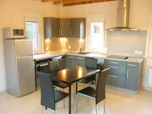 Fridge, microwave, dishwasher