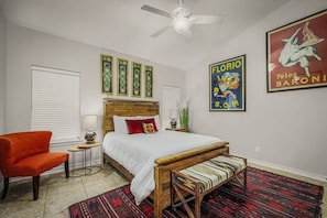 3 habitaciones, escritorio, tabla de planchar con plancha y wifi 