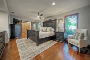 6 bedrooms, iron/ironing board, travel crib, WiFi
