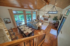 TV, fireplace, offices