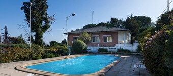 Villa for 8 people in the northwest of Madrid, 20 minutes from downtown，.