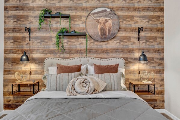 2 makuuhuonetta, työpöytä, silitysrauta/-lauta, ilmainen Wi-Fi