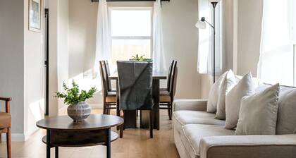 Luxury Modern Retreat with Spacious Yard & Premium Comfort