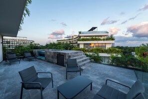 Terrace/patio - Welcome to Mistiq Temple II in Tulum, where modern luxury meets the natural beauty of the region (Tulum)