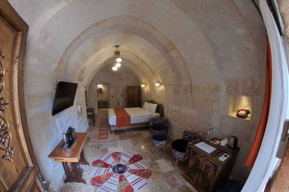 Superior Double Room, Non Smoking, Private Bathroom