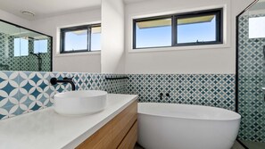 Shower, towels