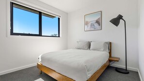 4 soverom, wi-fi (inkludert) og sengetøy