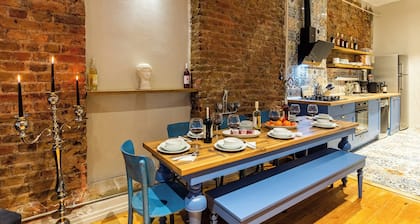 Ganbaru Tours-Private Triplex in Galata