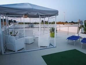 Terrace/patio - Blumarine Appart. with free parking (Calabernardo)