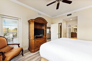 3 bedrooms, iron/ironing board, WiFi, bed sheets - Beautiful Condo with Pool Views, Near Attractions (Kissimmee)