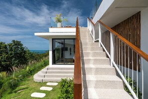 Villa Sandora (4 Bedroom with Premium Sea View) | Terrace/patio