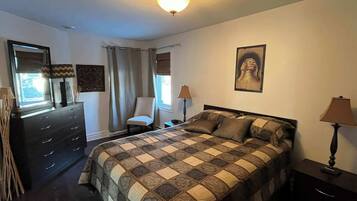 3 quartos, ferros/tábuas de passar roupa, Wi-Fi, roupa de cama