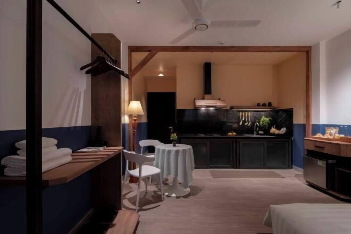 Literie hypoallergénique, minibar, bureau