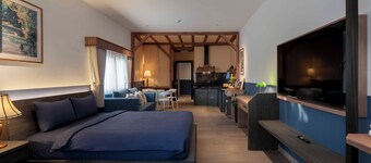 The Lamp Boutique House