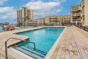 Apartment (2 Bedrooms) | Front of property