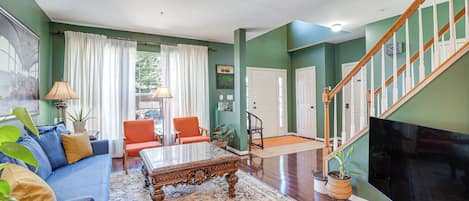House (3 Bedrooms) | Front of property