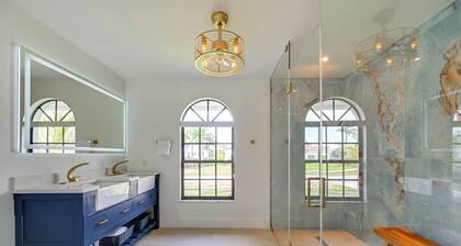 Private Pool, Patio & Peace: Marco Island Getaway