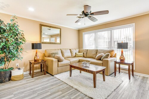 6 Mi to Dtwn: Charming Home in Little Rock