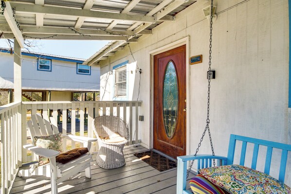 Apartment (0 Bedroom) | Interior - Studio ~ 5 Mi to Waveland Beach & Pier! (Bay St Louis)