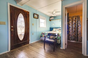 Apartment (0 Bedroom) | Interior - Studio ~ 5 Mi to Waveland Beach & Pier! (Bay St Louis)