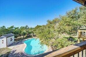 House (4 Bedrooms) | Interior - 5 Mi to Dtwn Dripping Springs: Cabin w/ Jacuzzi! (Dripping Springs)