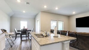 ハウス (4 Bedrooms) | 内装