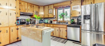 8 Mi to Scotts Bluff Nat'l Monument: Family Home