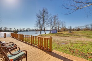 Interior - Private Lake On-site: Secluded Retreat in Grant! (Hugo)