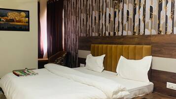 Deluxe Double Room, Garden View | Free WiFi