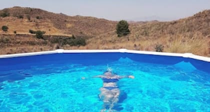 Nice 3-bedroom cottage in Purias.