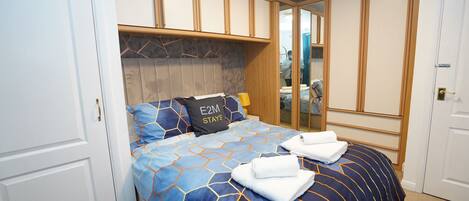 2 chambres, fer et planche Ă repasser, accĂšs au Wi-Fi (inclus)