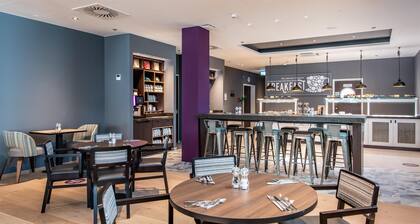 Premier Inn Stuttgart City Centre