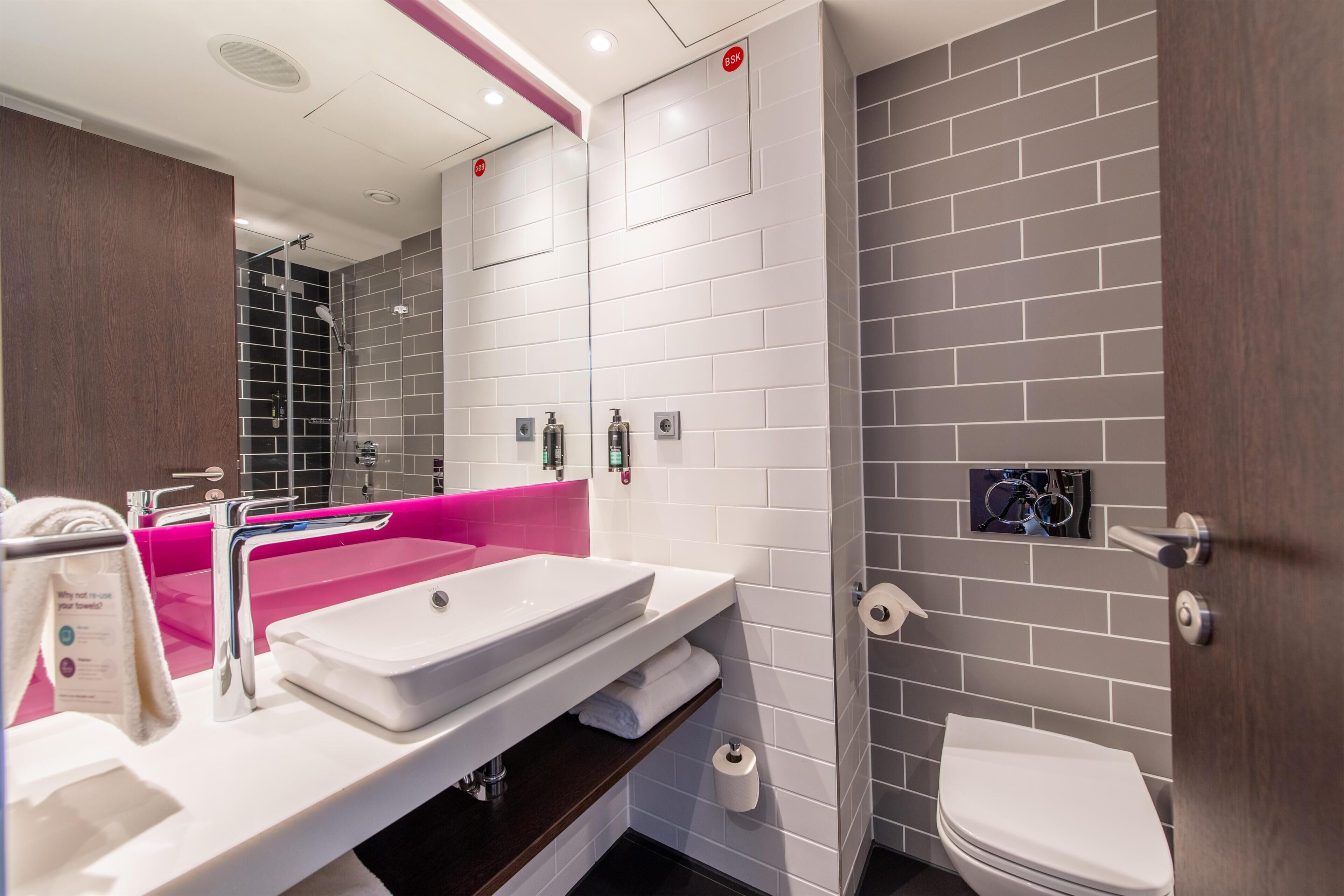 Foto - Premier Inn Stuttgart City Centre