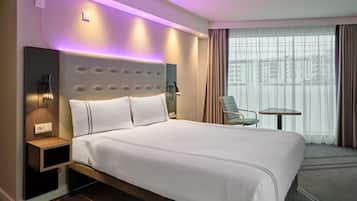 Double Room, Roll-in Shower | Soundproofing, iron/ironing board, free WiFi, bed sheets