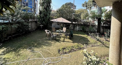 Sangam Homestay
Charming 3-bedroom villa with WiFi, AC in wonderful Prayagraj