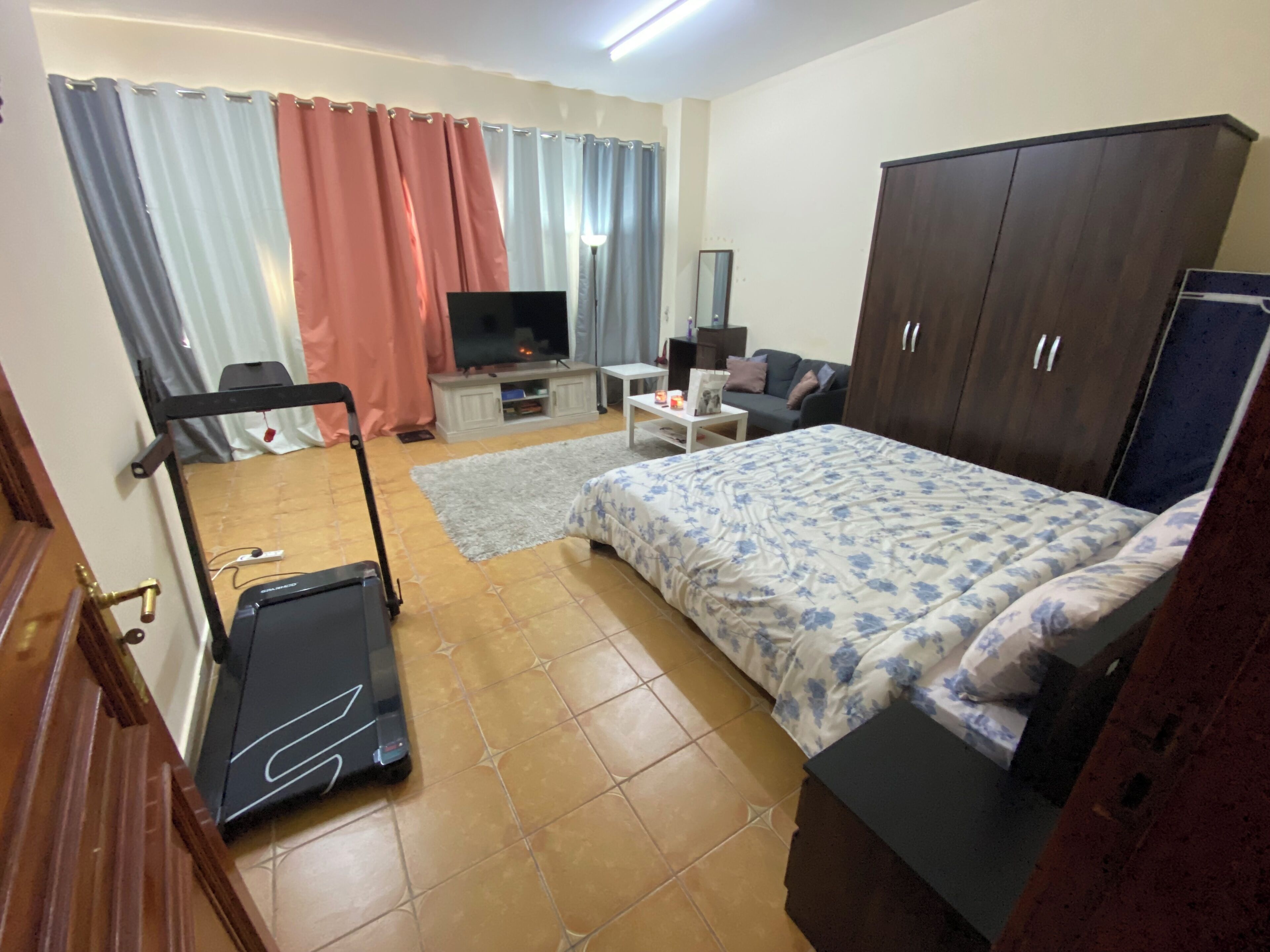 1 soveværelse, strygejern/strygebræt, Wi-Fi