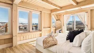 4 habitaciones, tabla de planchar con plancha, cuna de viaje y wifi