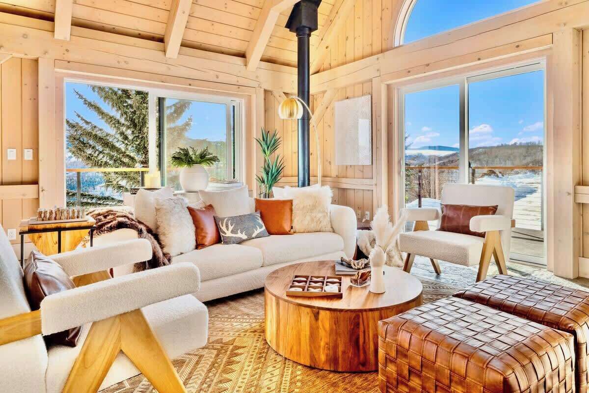 TV, fireplace, video games, offices